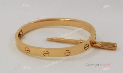 Luxury Copy Cartier Love bracelet Yellow Gold Bracelet No Diamonds with Screwdriver